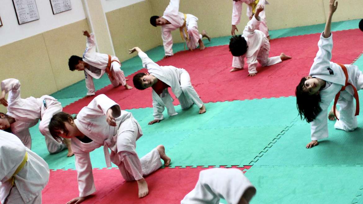 Judo, Kodokan Biella in festa: tante cinture colorate per i giovani praticanti che hanno sostenuto gli esami di graduazione